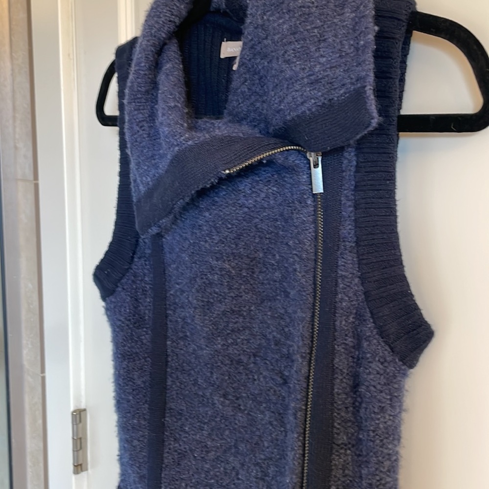 Banana Republic Vest XS and BCBG legging S.